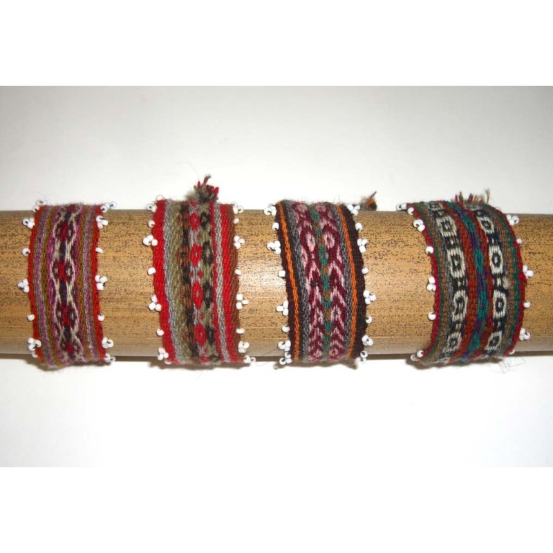 Grossiste Bracelets Pérou artisans Péruviens en fil torsadé